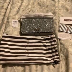 NWT Henri Bendel XL Crossbody Smartphone Case Silver Glitter Bag